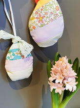 Indlæs billede til gallerivisning Patchwork påskeæg, pastelfarver