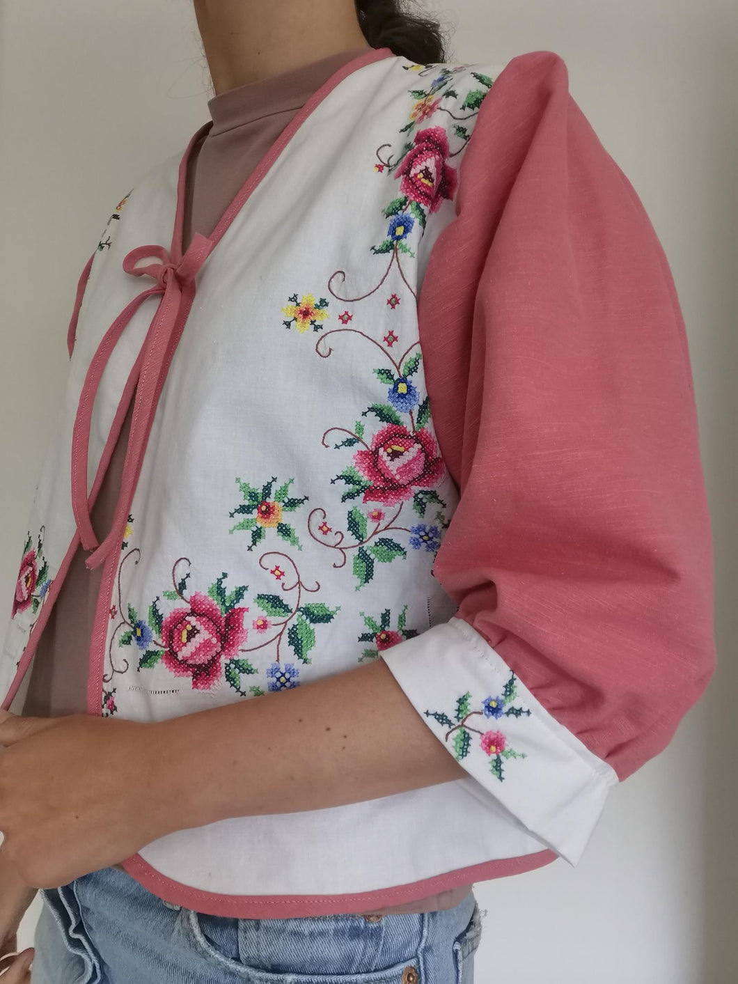 Broderet sløjfe-cardigan, rosa, str. L-XL