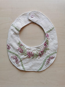 Savlesmæk - Broderet pastelblomster og grene