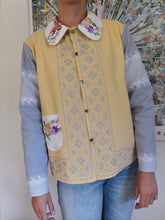 Indlæs billede til gallerivisning Patchwork skjorte - gul og grå - str. M/L
