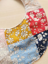 Indlæs billede til gallerivisning Savlesmæk -Liberty patchwork - Capel
