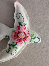 Indlæs billede til gallerivisning Fredsdue #2 rosa/grøn
