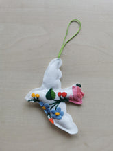 Indlæs billede til gallerivisning Fredsdue #2 farverige blomster
