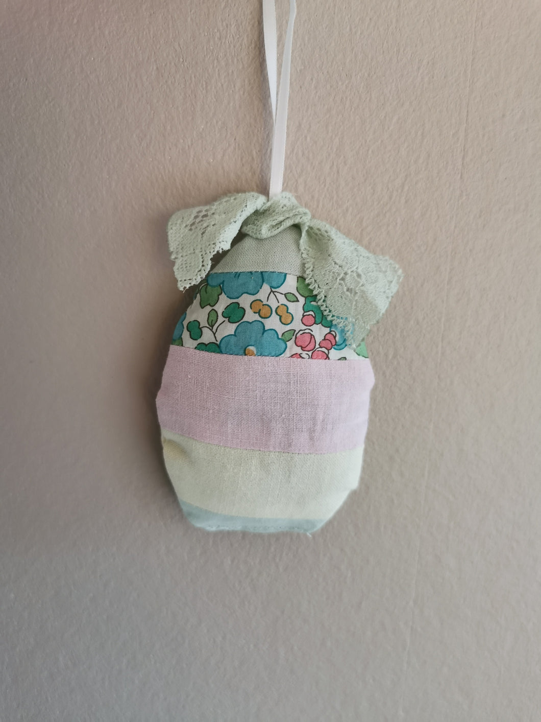 Patchwork påskeæg, pastelfarver
