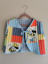 Indlæs billede til gallerivisning Vest, Retro Mickey Mouse stof, str. 116-122
